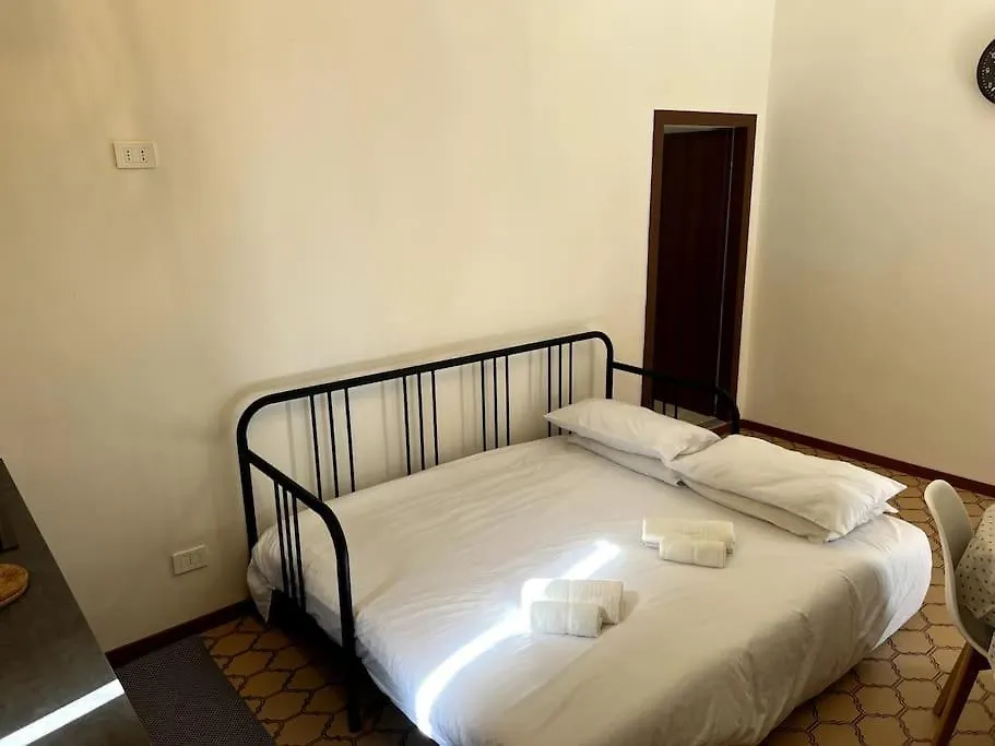 100 Mt To Station Venezia,Free Parking,Shuttle Airport Gorizia Apartment Mestre