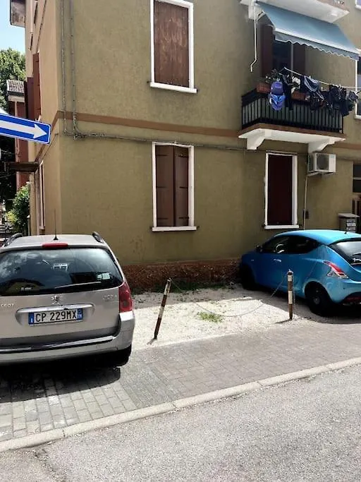 Ferienwohnung 100 Mt To Station Venezia,Free Parking,Shuttle Airport Gorizia Mestre